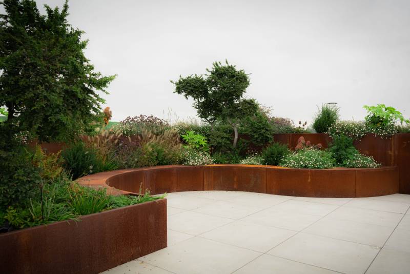 Réaliser et entretenir des toitures végétalités adaptées aux contraintes architecturales et aux objectifs environnementaux de chaque projet dans le Haut Rhin