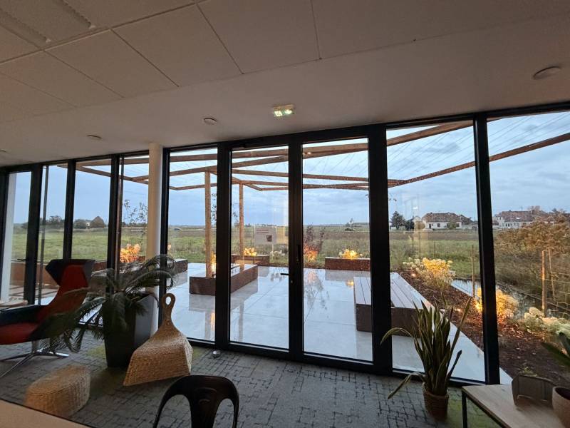 Créez un espace extérieur apaisant dans votre entreprise en Alsace